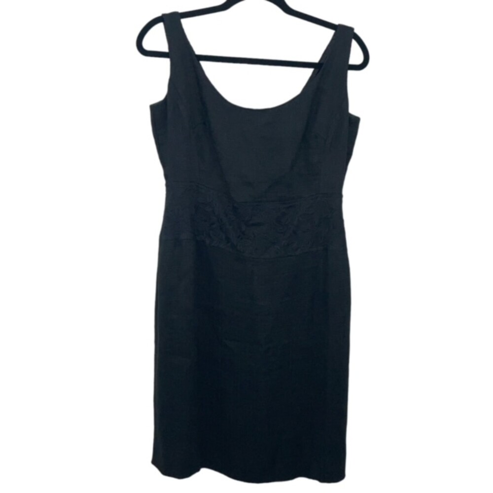 Agnona‎ Black Sheath Dress Size 46 / 10 Floral Embroidered Sleeveless Scoop Neck